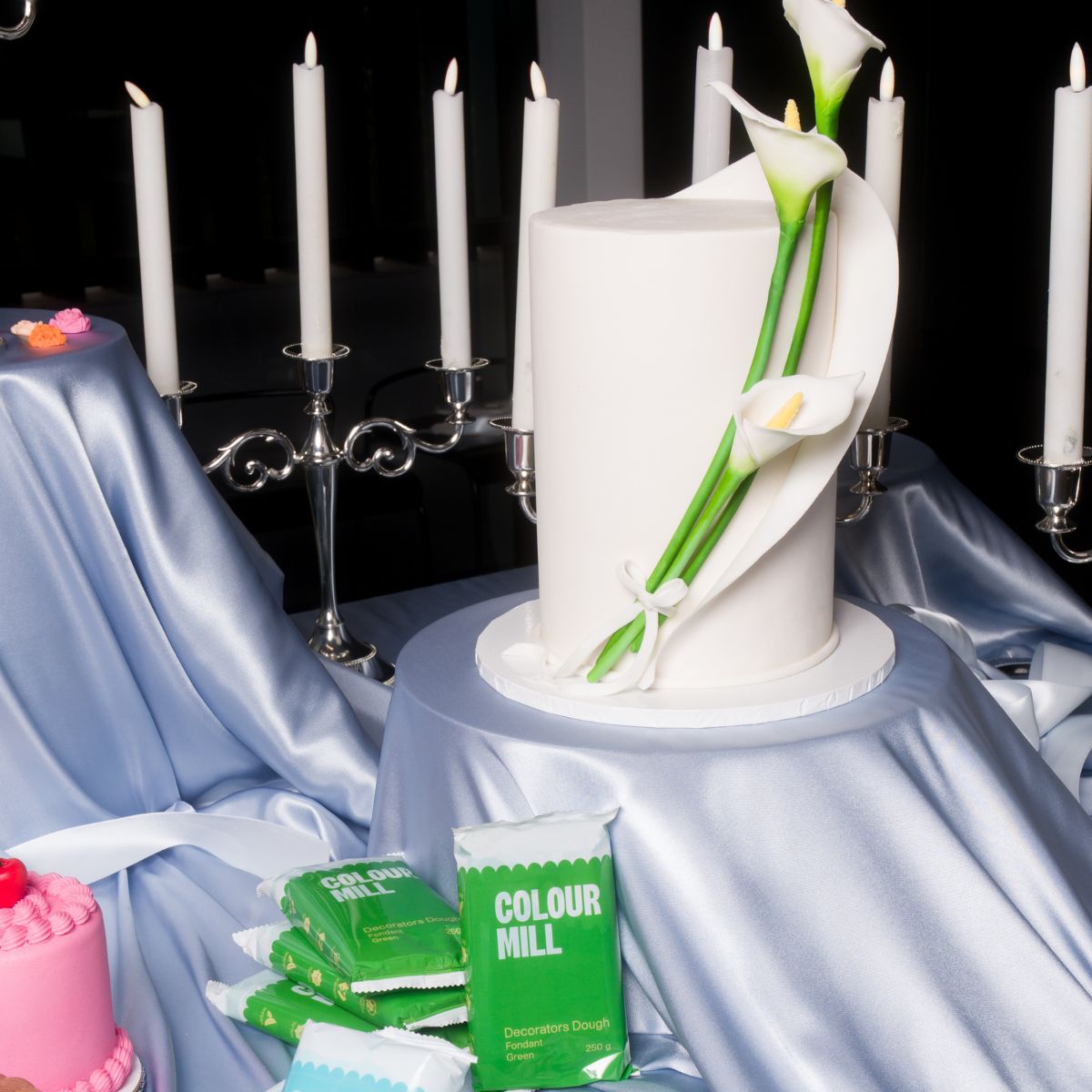 Colour Mill Pâte à Sucre Decorators Dough Vert 250g