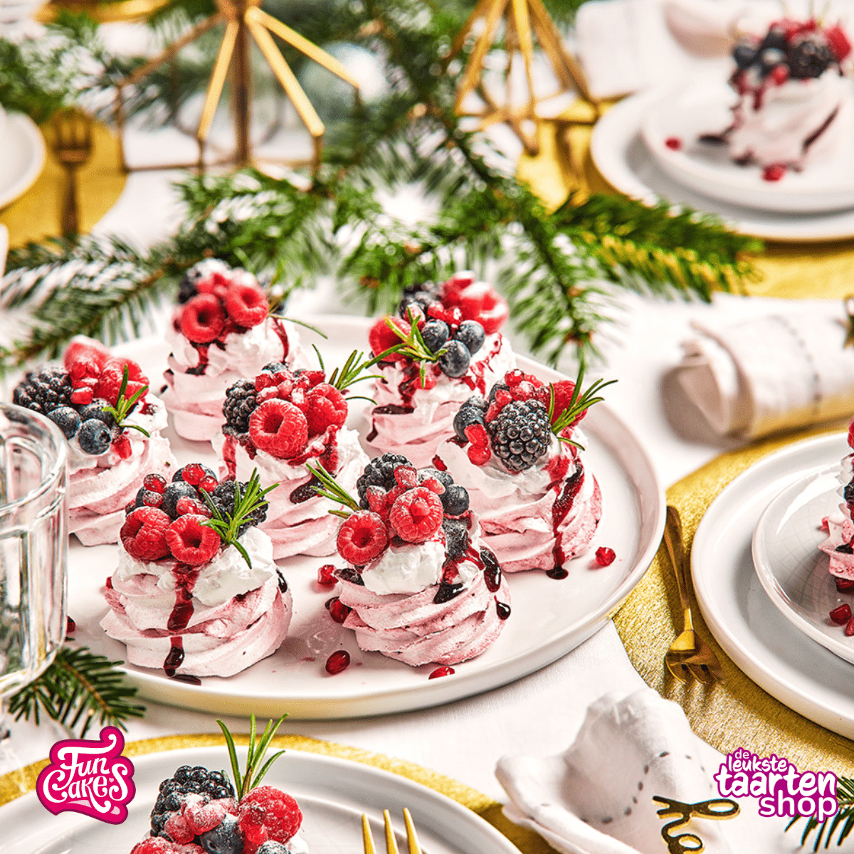 Mini Pavlova met Fruit