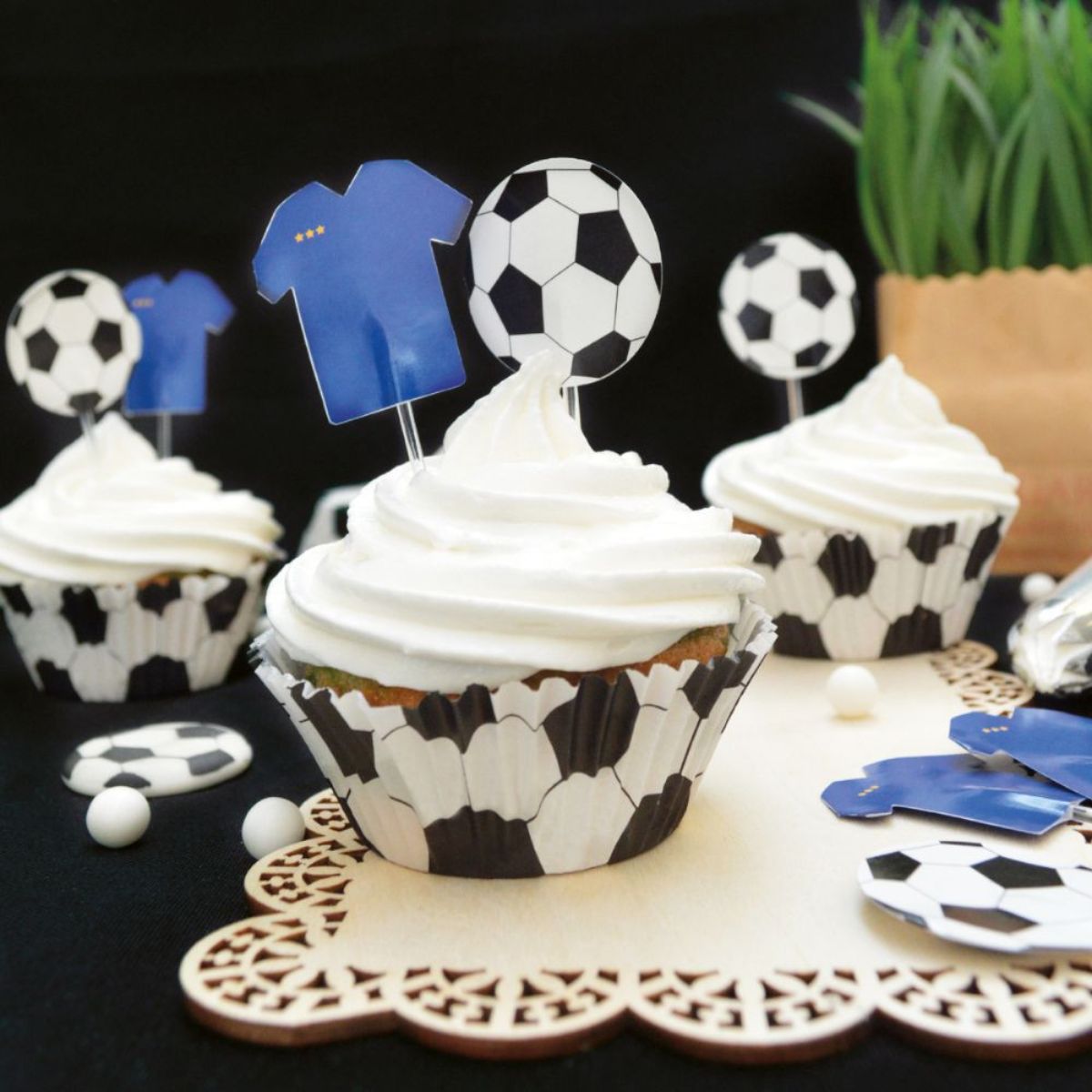ScrapCooking Baking Cups & Toppers Football set/24