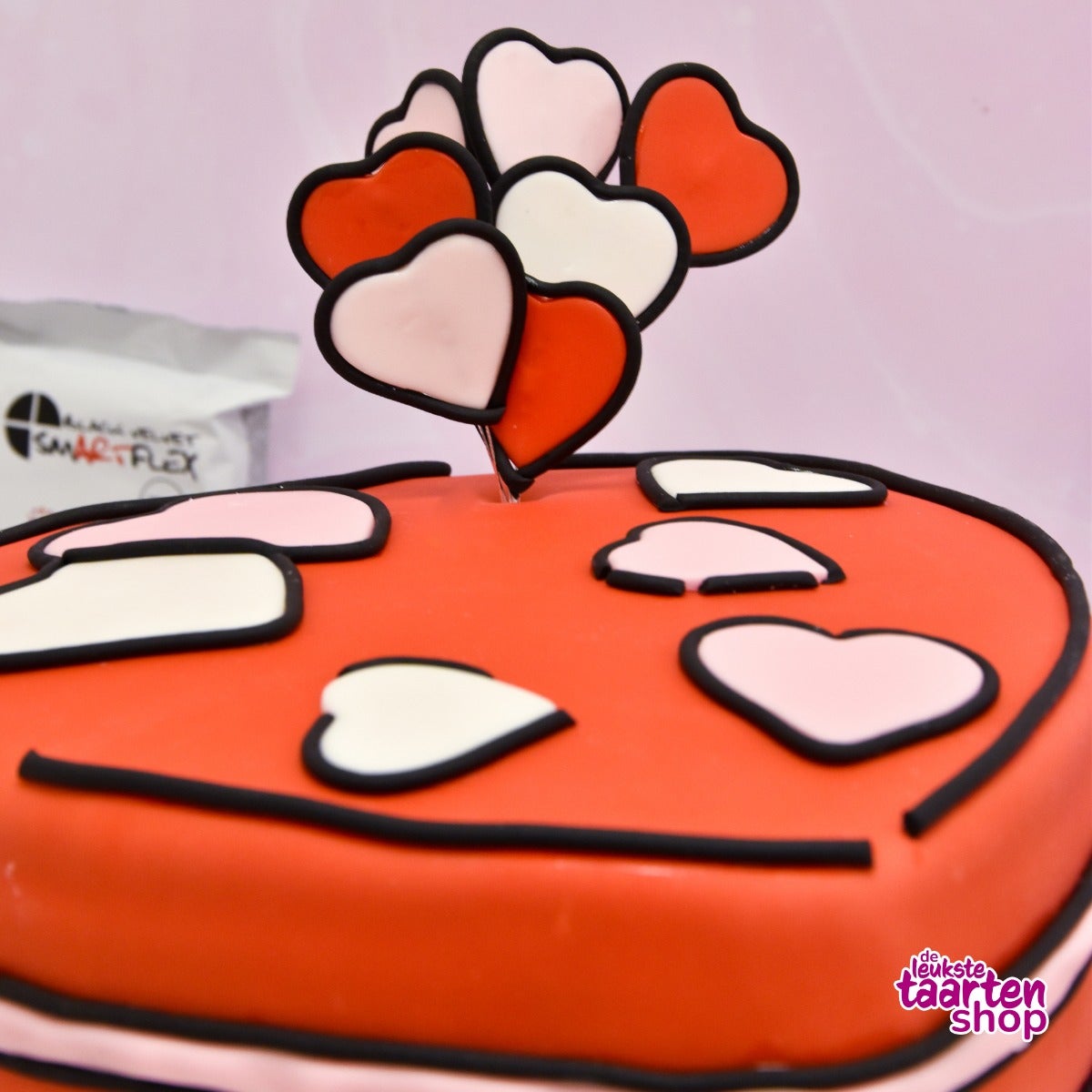 Cartoon Taart met Hartjes