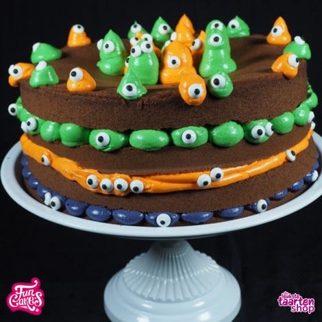 Creepy Spooky Cake
