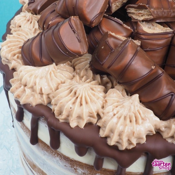 Kinder Bueno taart maken