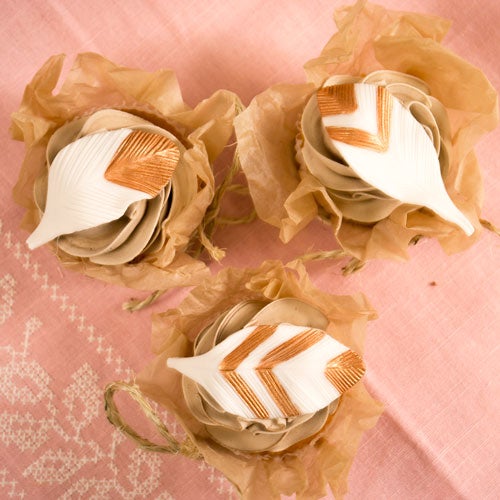 Hazelnoot cupcakes met veertjes