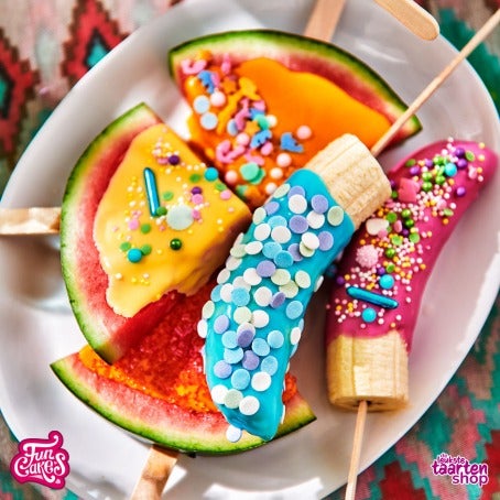 Zomerse Fruit Gedipt in Chocolade