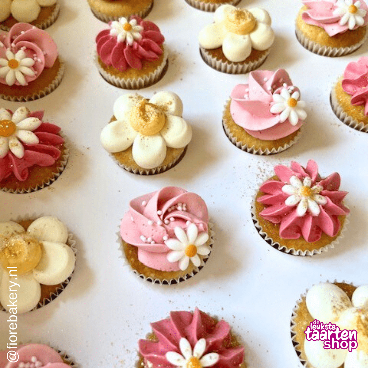 Mini bloemen cupcakes 