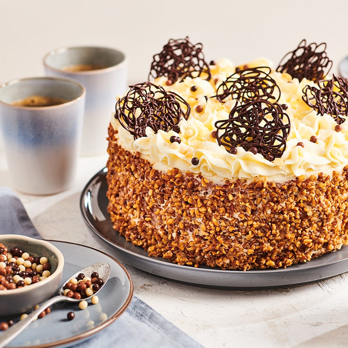 FunCakes Éclats de Noisettes Caramélisées 200g