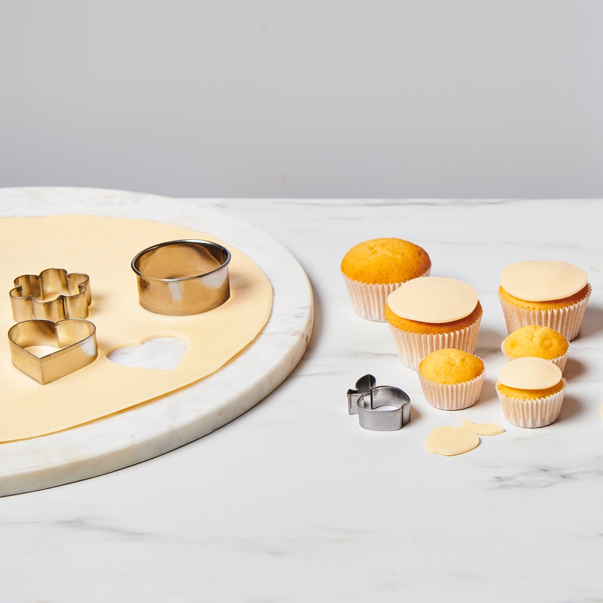 FunCakes Disc de Pâte à Sucre Étalée aux Amandes