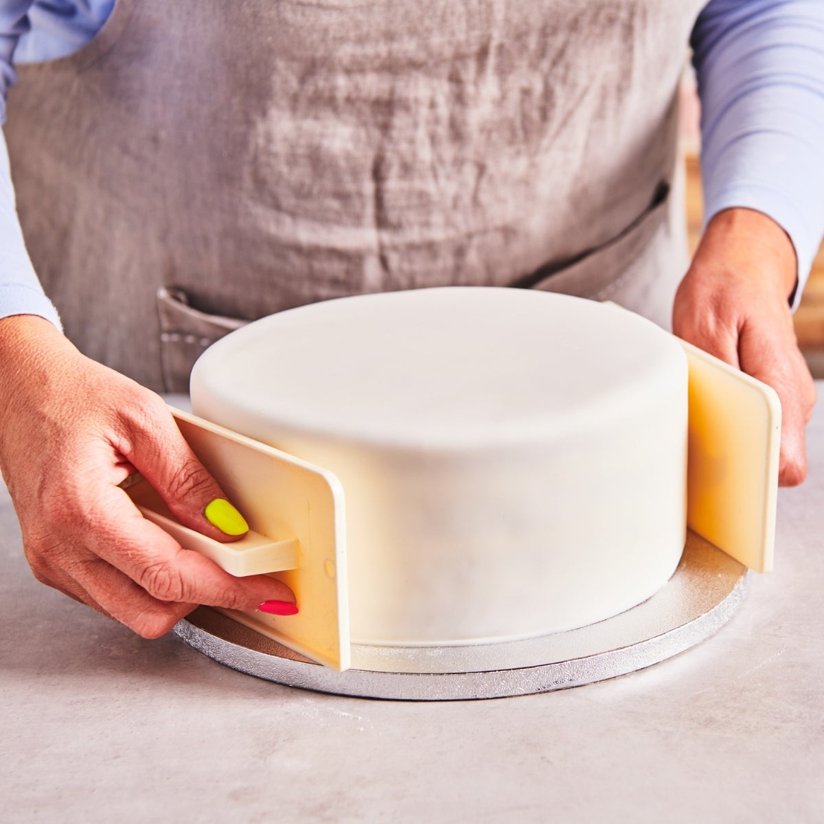 FunCakes Pâte à Sucre Covering Paste Baby Blue 500g