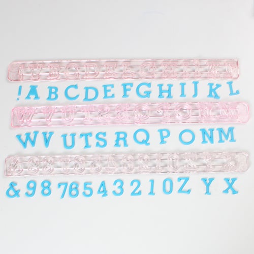 FMM Alphabet & Numbers tappits Upper Case