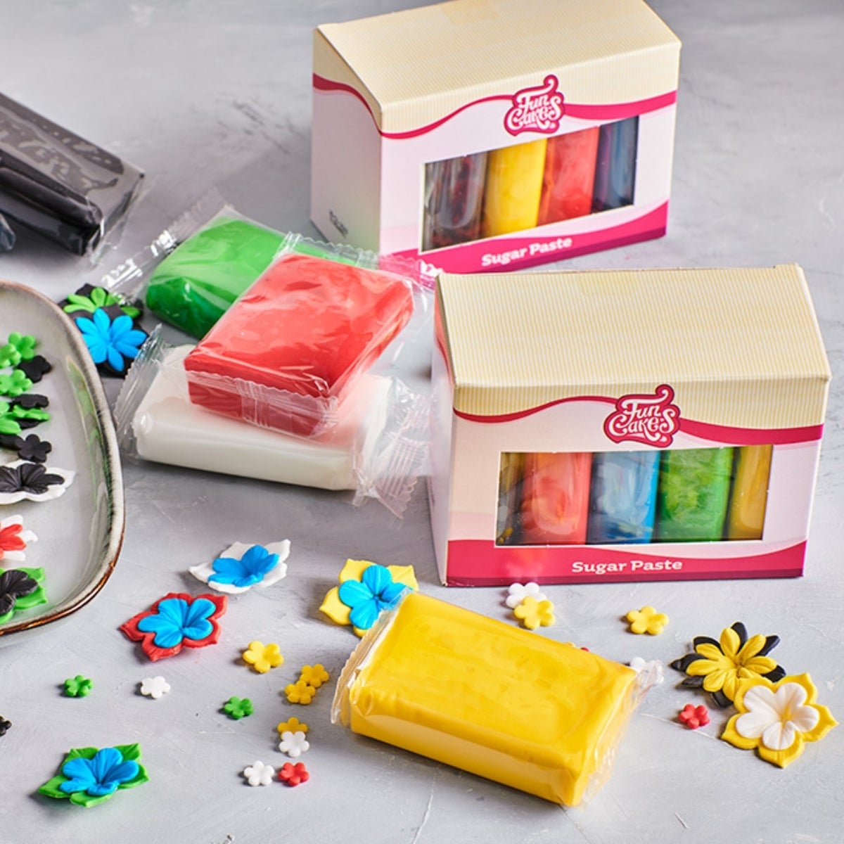 FunCakes Pâte à Sucre Multipack Couleurs Essentielles 5x100g